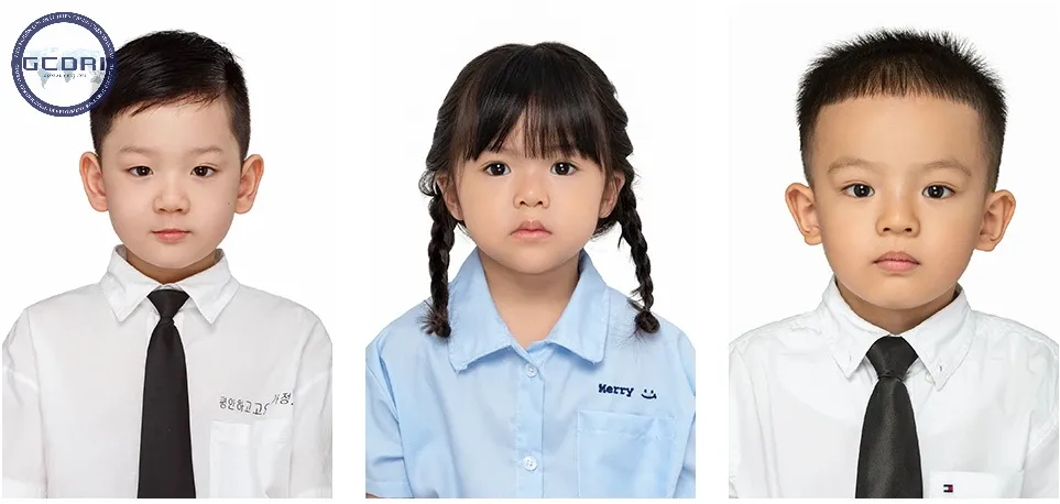 Trẻ em dưới 14 tuổi cần có sự đồng hành của cha mẹ khi làm hộ chiếu